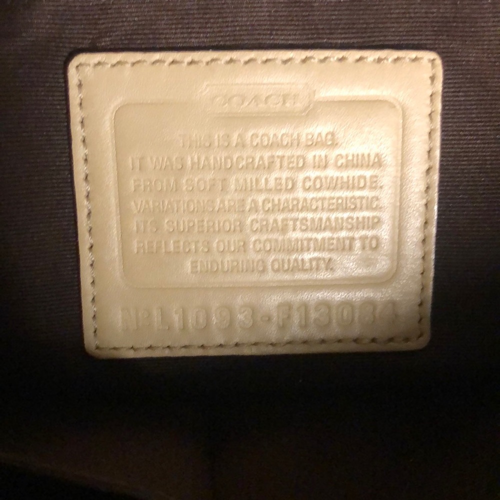 Coach Hampton. F13084.  Flawless.  Never been used. comes w/ Dust bag